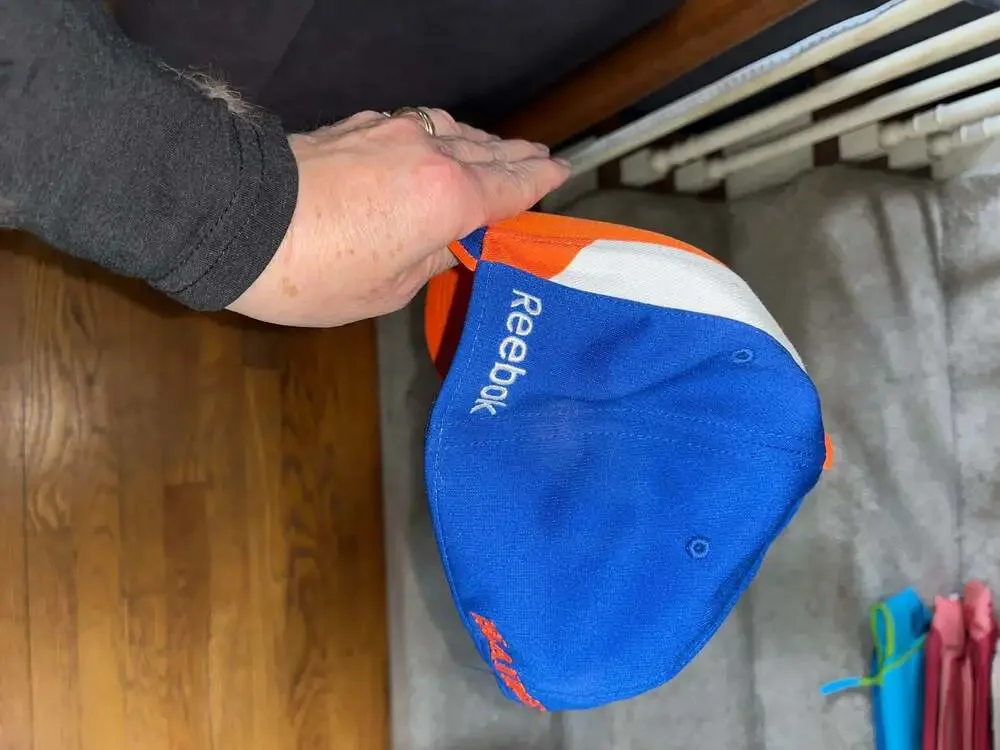 Reebok New York Islanders NHL Superflex Stretch Fit Hat One Size - Picture 3 of 5